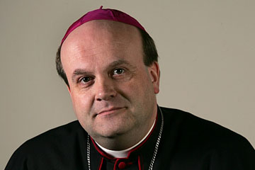 Bisschop Van den Hende ‘Niets kan ons scheiden van de liefde van Christus’